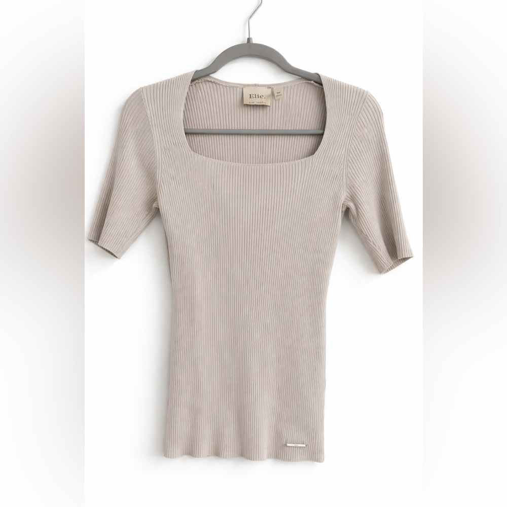 Elie Tahari Beige Ribbed Blouse